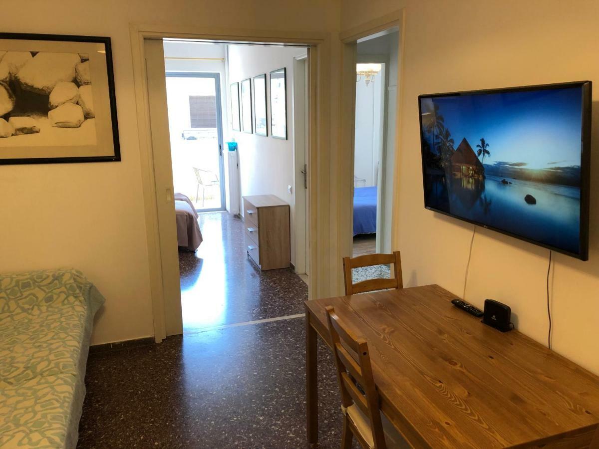 Metaxourgio Spacious Two Bedroom Apartment Athènes Extérieur photo